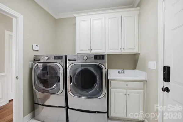 $900,000 | 19760 Hagen Knoll Drive, Davidson, NC 28036