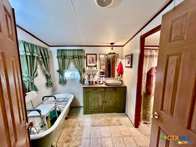 103 Forest View Drive Victoria, TX 77905 - Photo 11 of 20 a view of living room