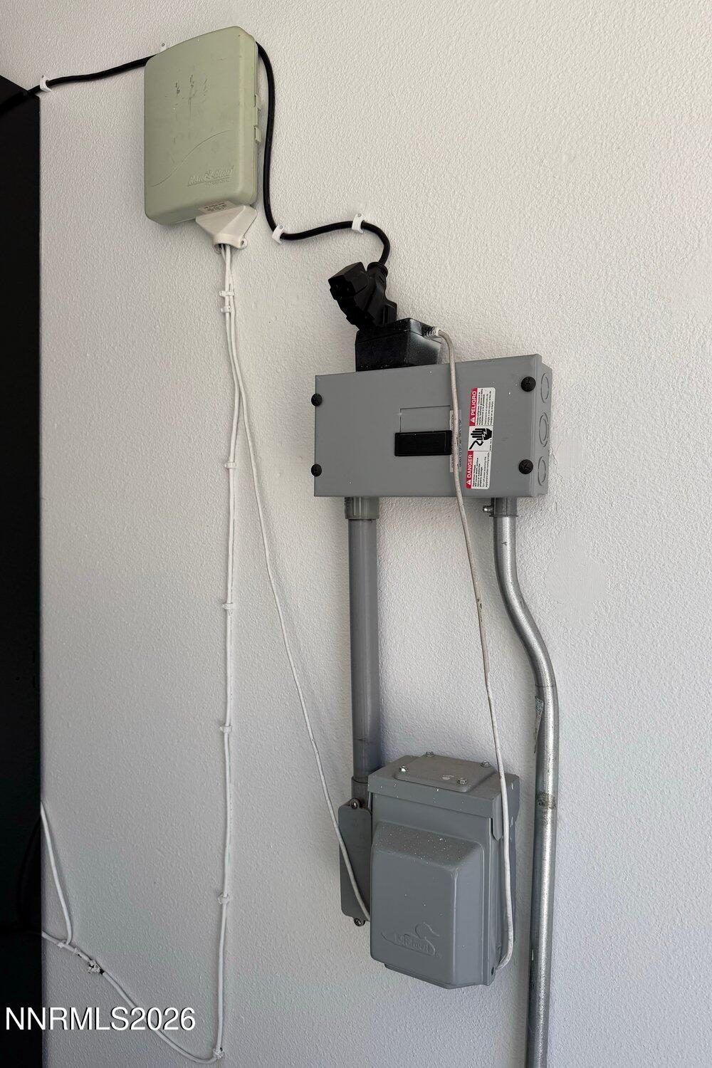 2556 Edgerock Road Reno, NV 89519 - Photo 18 of 50 2556 Edgerock Rd