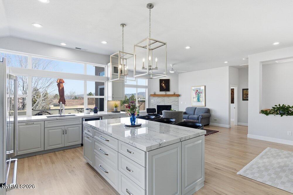 2556 Edgerock Road Reno, NV 89519 - Photo 9 of 50 2556 Edgerock Rd