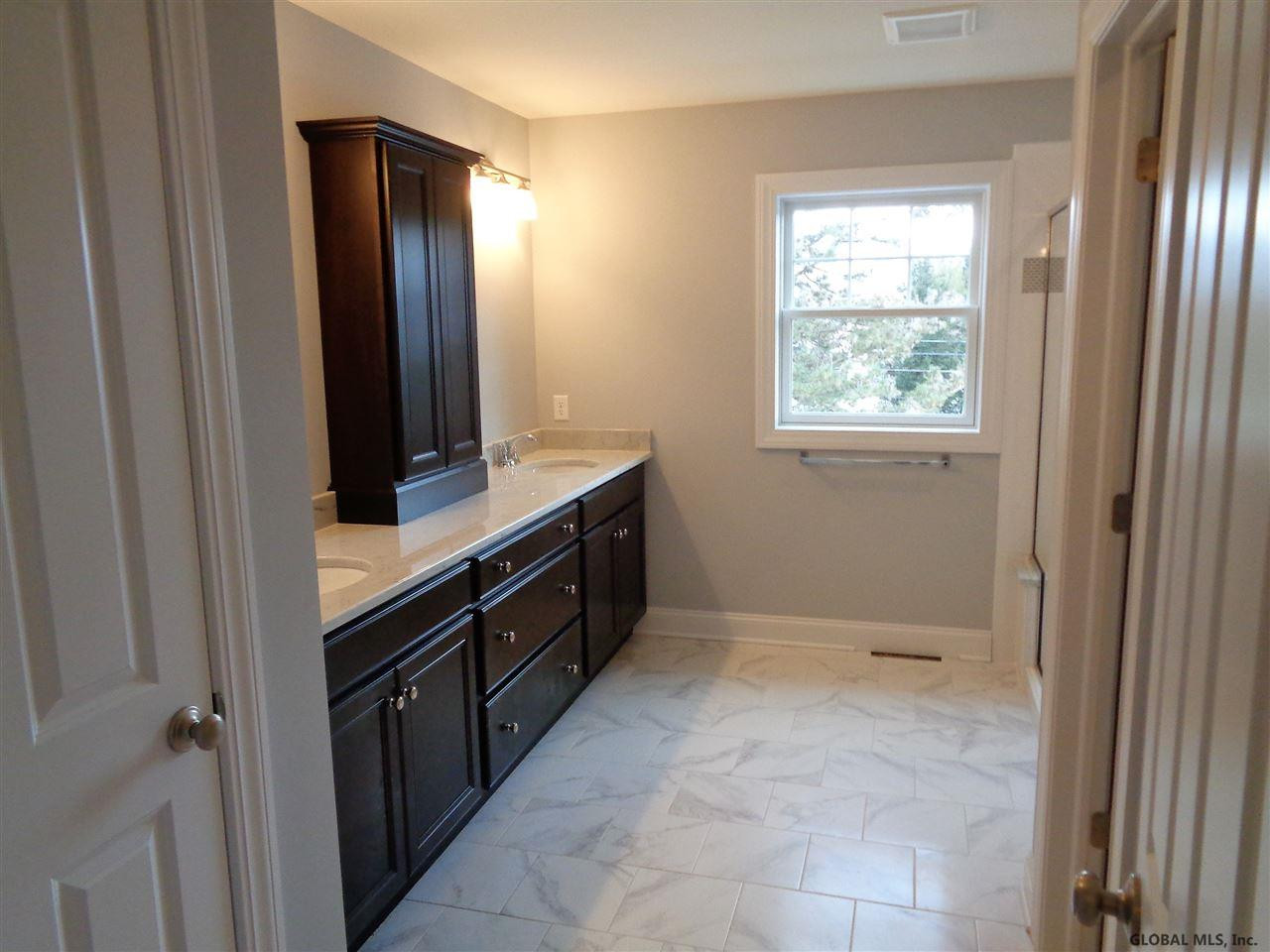 147 B Maxwell Road Colonie, NY 12110 - Photo 17 of 20 Photo 17