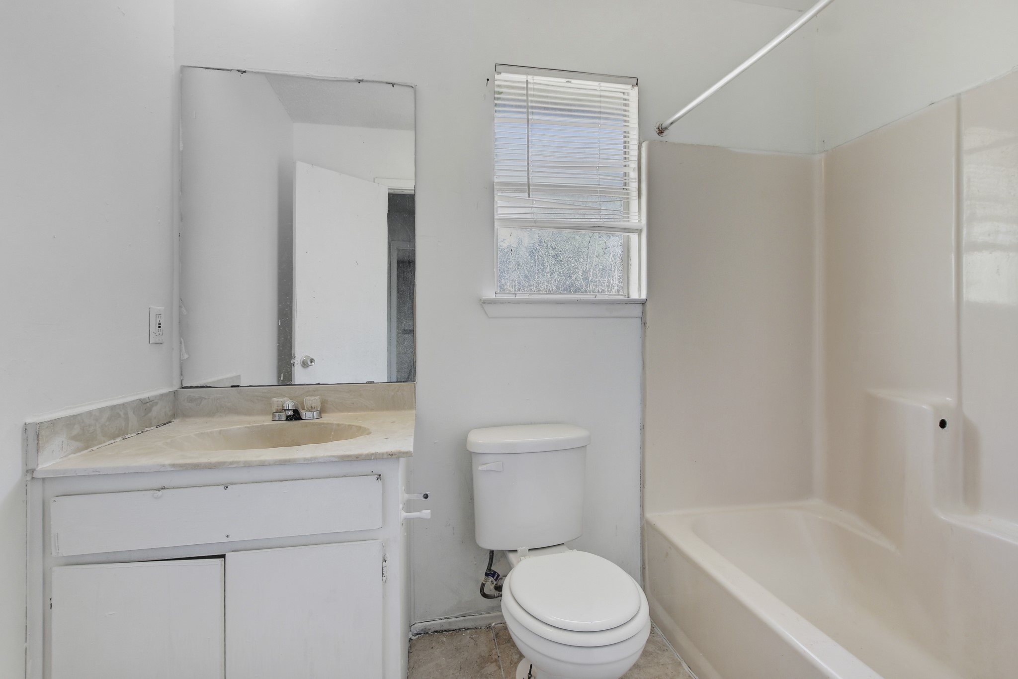 6207 Adalee Avenue Austin, TX 78723 - Photo 15 of 39