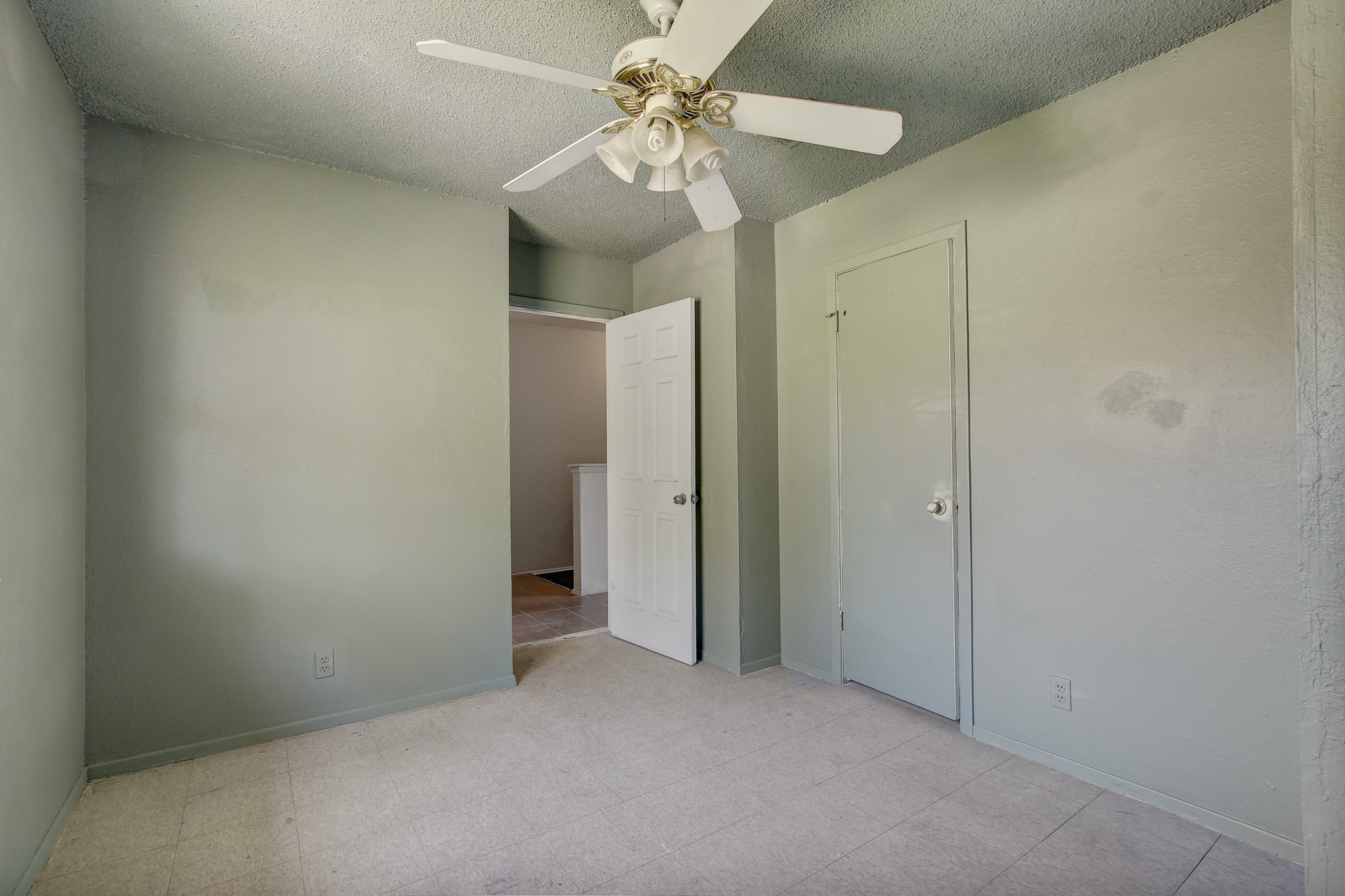6207 Adalee Avenue Austin, TX 78723 - Photo 23 of 39