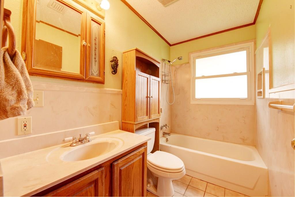 233 Douglas Drive River Ridge, LA 70123 - Photo 12 of 16