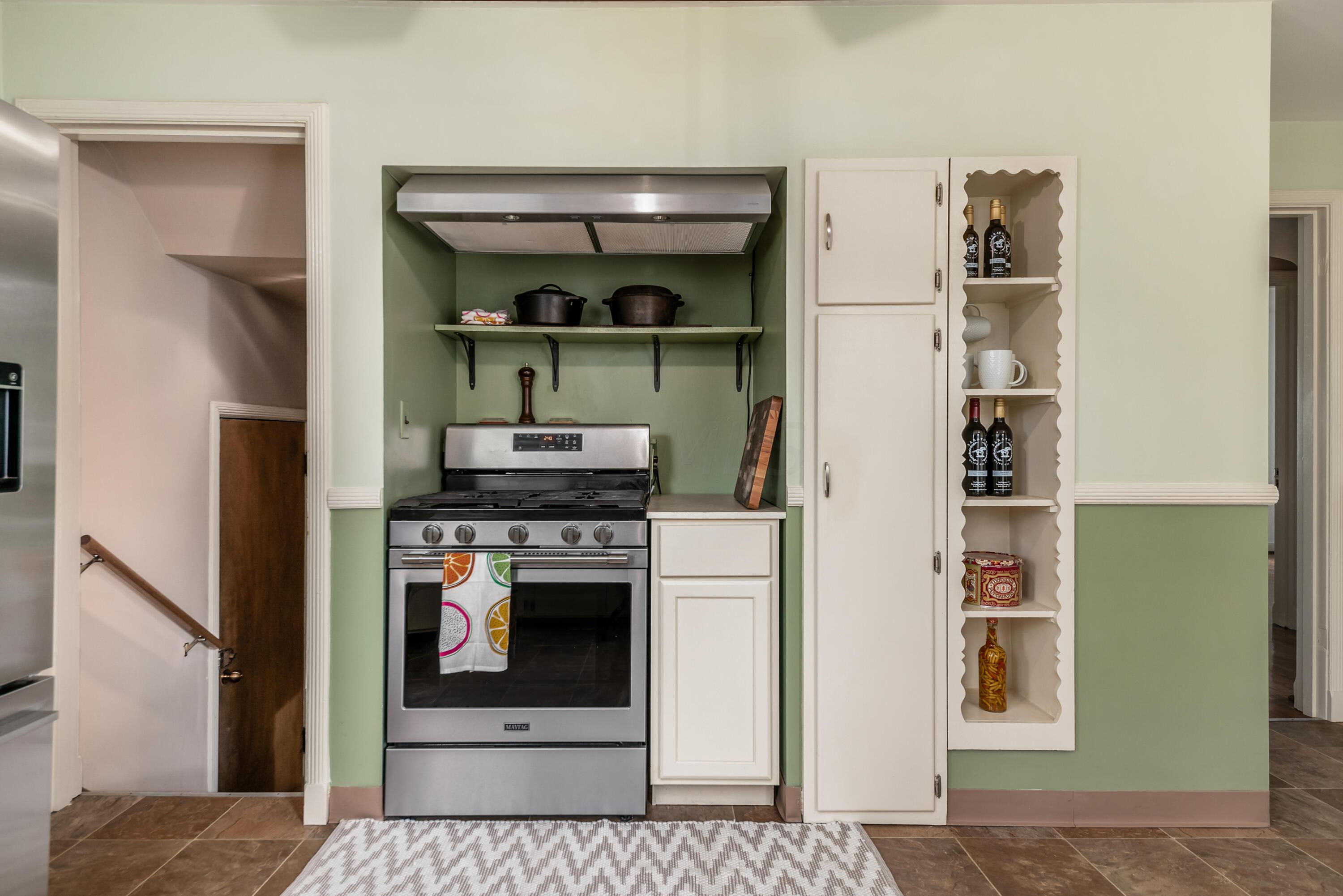 119 South James Road Columbus, OH 43213 - Photo 20 of 54 Chef's nook with NEW gas stove, cupboard and pantry space
