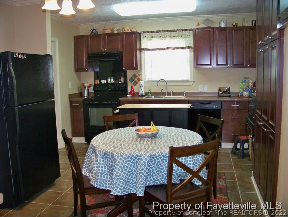 206 Marshall Road Fayetteville, NC 28303 - Photo 2 of 16 Gallery Image 2