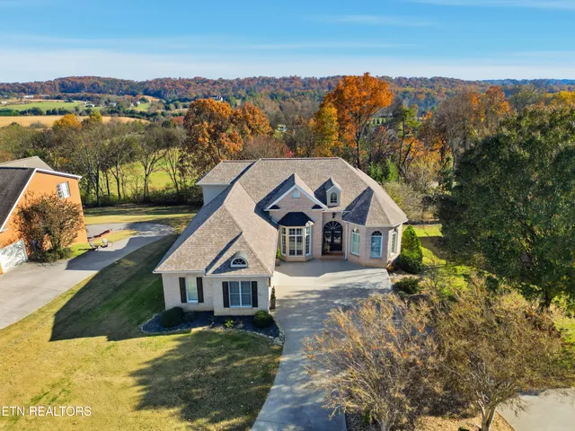 $1,250,000 | 430 Oak Chase Boulevard, Lenoir City, TN 37772