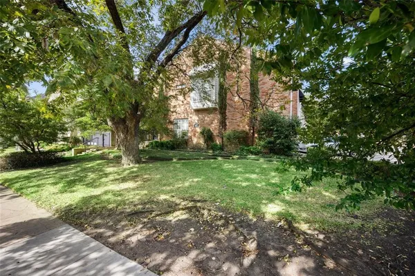 $3,695 | 3412 McFarlin Boulevard, Unit A, University Park, TX 75205