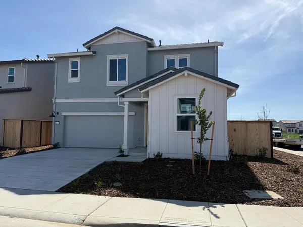 $764,715 | 8132 Cadette Court, Elk Grove, CA 95757