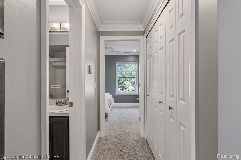 1695 Huntington Park Rochester Hills, MI 48309 - Photo 34 of 54