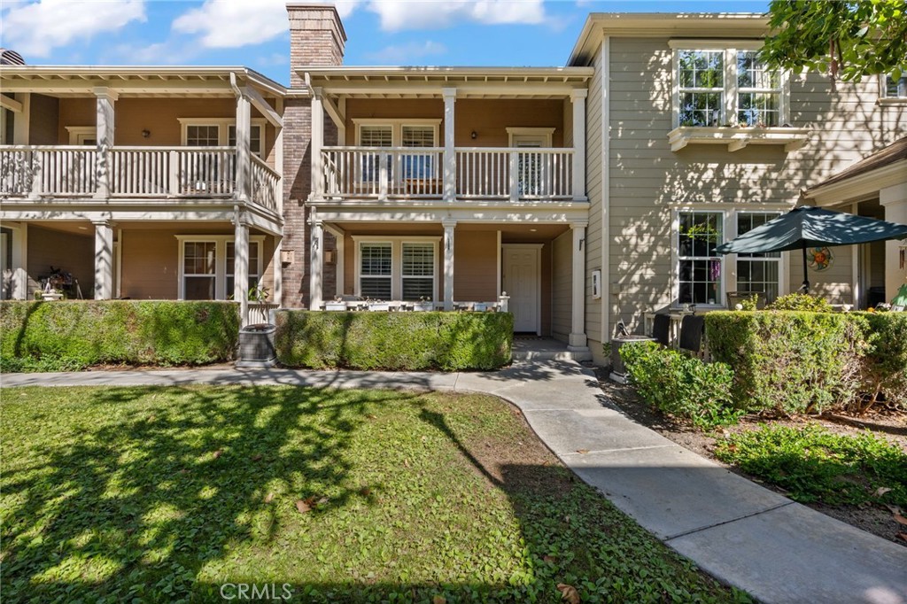 6 Lynde Street Ladera Ranch, CA 92694 - Photo 7 of 35 front view of a building
