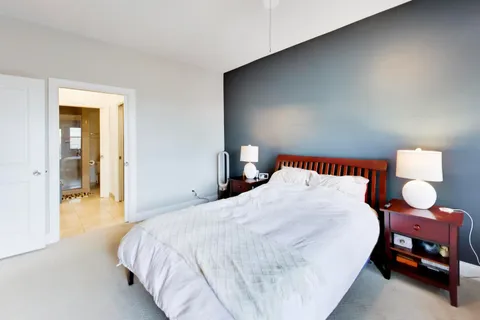 $525,000 | 1402 West Grand Avenue, Unit 3, Chicago, IL 60642