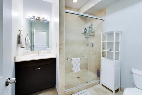 $525,000 | 1402 West Grand Avenue, Unit 3, Chicago, IL 60642