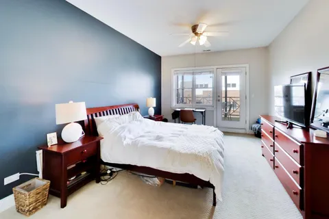 $525,000 | 1402 West Grand Avenue, Unit 3, Chicago, IL 60642