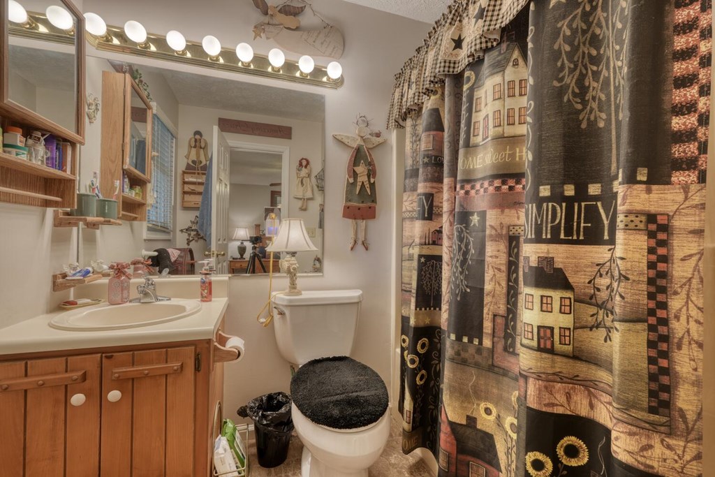 2284 Lovingood Road Hiawassee, GA 30546 - Photo 15 of 28 Gallery Image 15