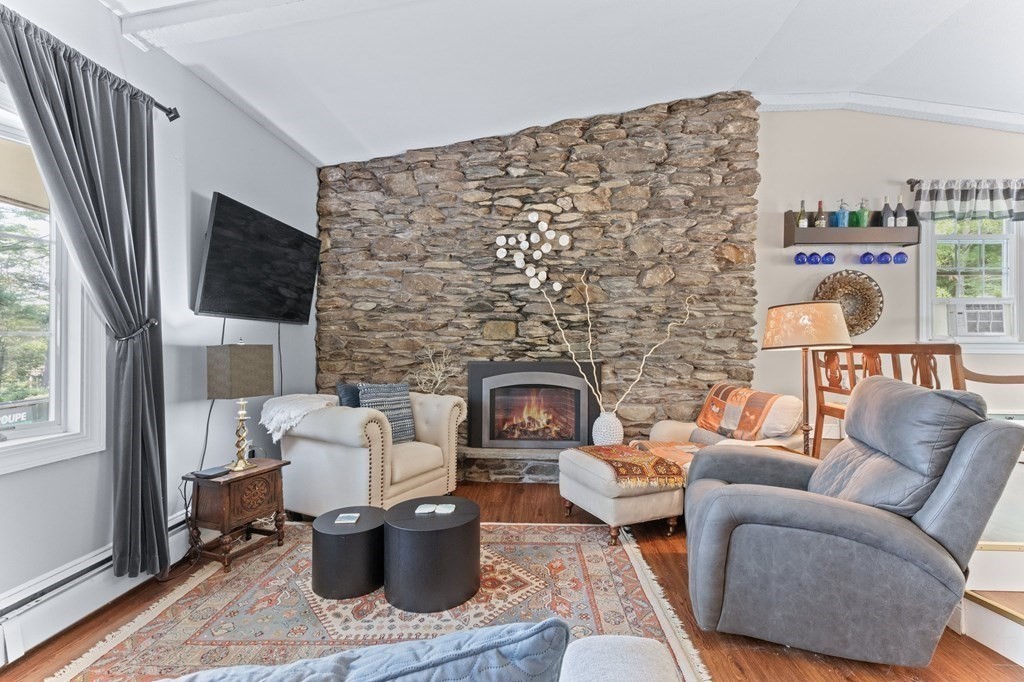 18 Oar And Line Road Plymouth, MA 02360 - Photo 5 of 40 Gallery Image 5
