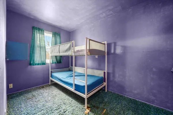 $260,000 | 132 North Pinecrest Road, Bolingbrook, IL 60440