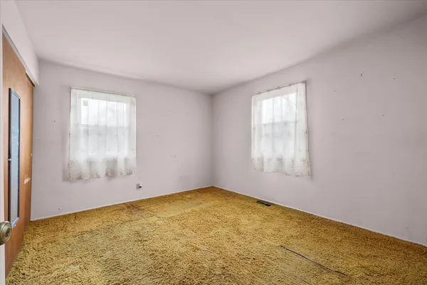 $260,000 | 132 North Pinecrest Road, Bolingbrook, IL 60440