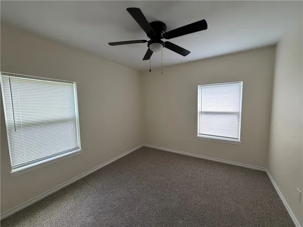$1,700 | 306 West 23rd Street, Bryan, TX 77803