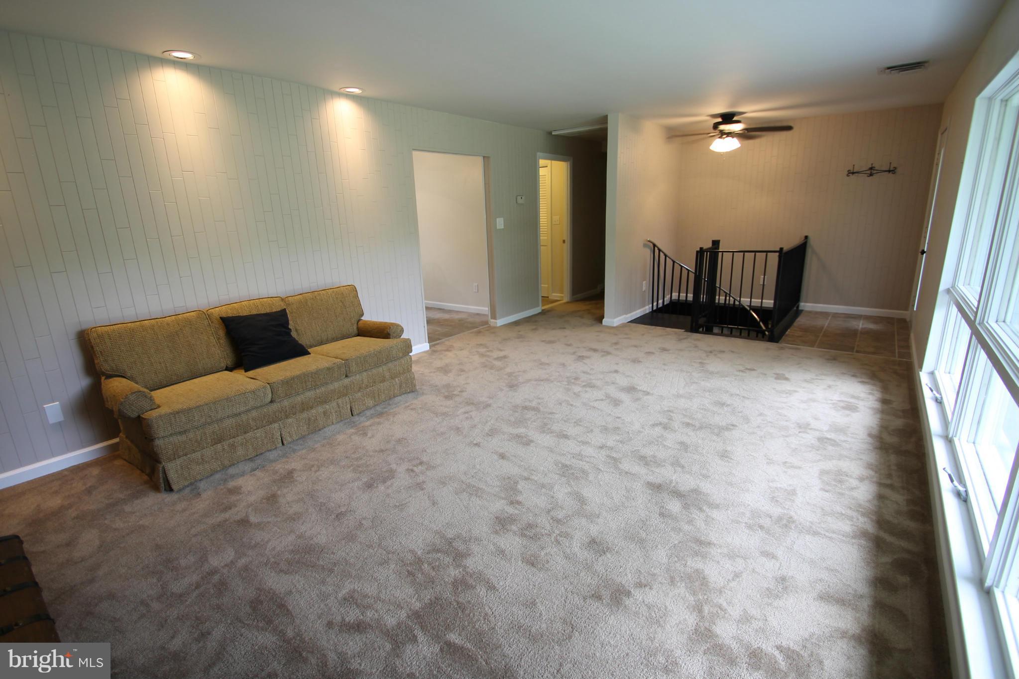 1016 Joppa Road Joppa, MD 21085 - Photo 15 of 26 Living Room
