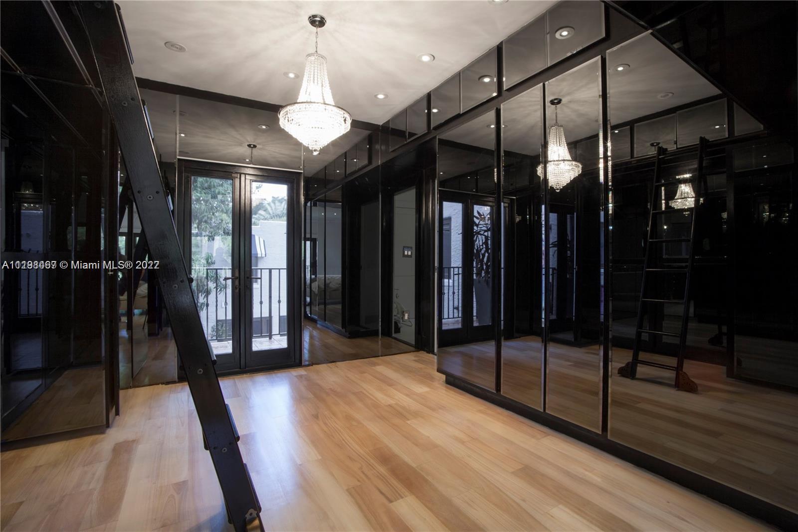 5768 Pine Tree Drive Miami Beach, FL 33140 - Photo 10 of 17 a view of a interior of the house