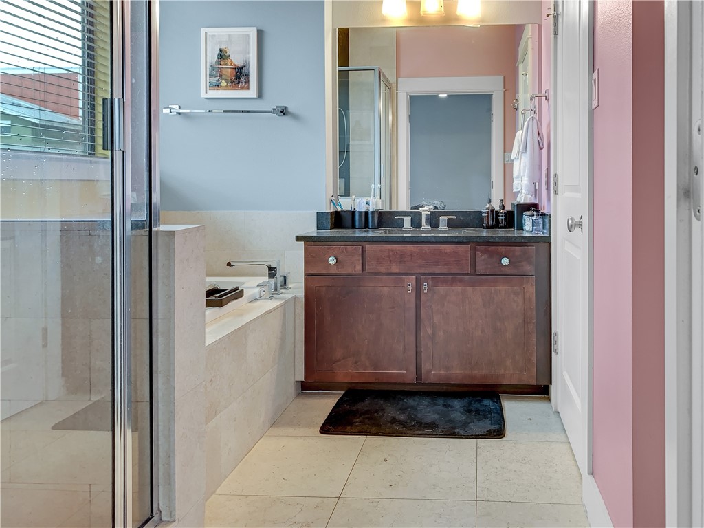4120 Valley View Road, Unit A Austin, TX 78704 - Photo 10 of 18 Primary bathroom ensuite