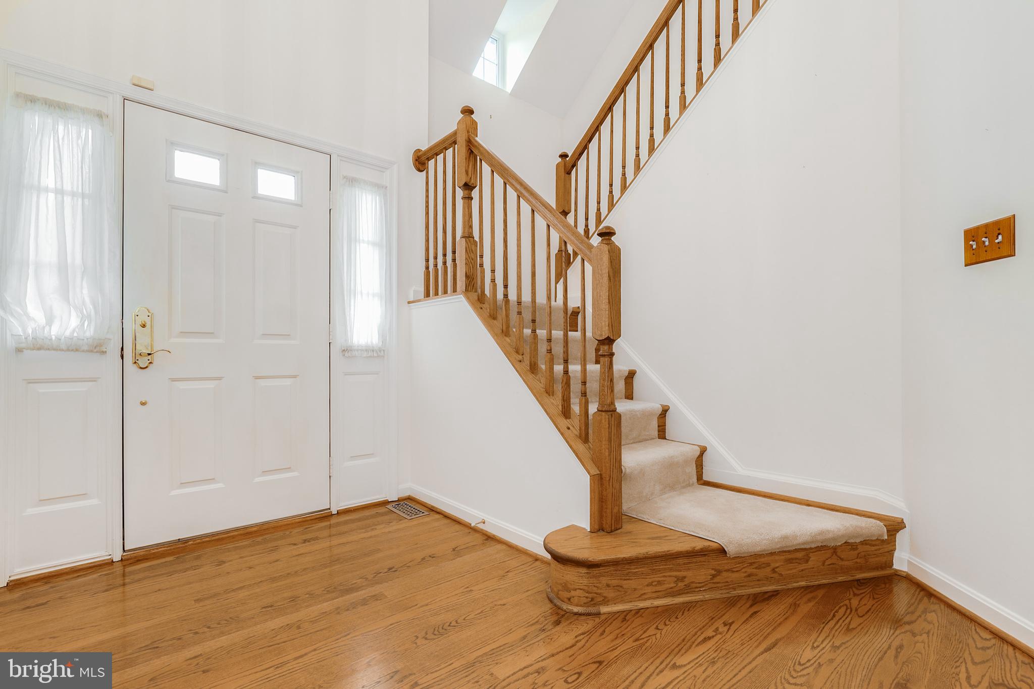 2563 Bear Den Road Frederick, MD 21701 - Photo 3 of 33