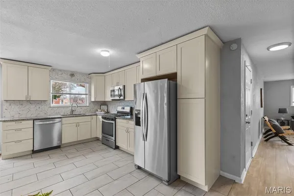 $315,000 | 6064 West Cabanne Place, St. Louis, MO 63112