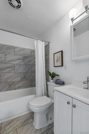 $315,000 | 6064 West Cabanne Place, St. Louis, MO 63112