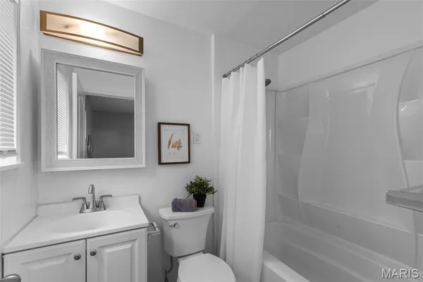 $315,000 | 6064 West Cabanne Place, St. Louis, MO 63112