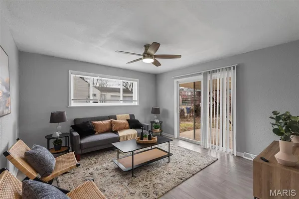 $315,000 | 6064 West Cabanne Place, St. Louis, MO 63112