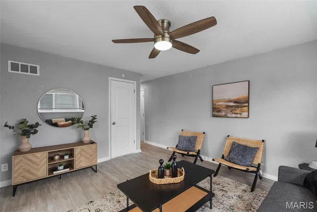 $324,900 | 6064 West Cabanne Place, St. Louis, MO 63112