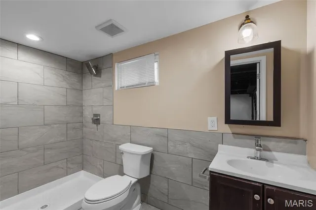 $324,900 | 6064 West Cabanne Place, St. Louis, MO 63112