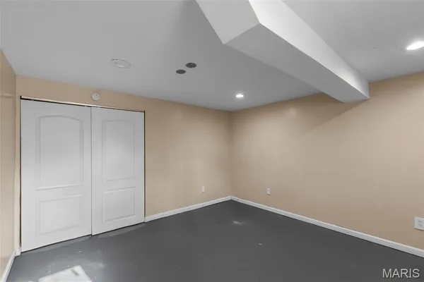 $315,000 | 6064 West Cabanne Place, St. Louis, MO 63112