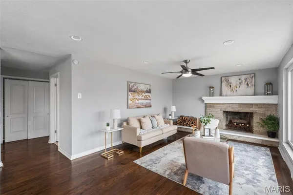 $315,000 | 6064 West Cabanne Place, St. Louis, MO 63112