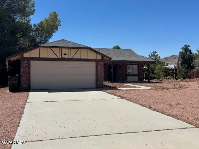 $339,000 | 15576 Washoan Road, Apple Valley, CA 92307