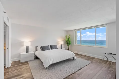 $815,000 | 840 Ocean Drive, Unit 1104, Juno Beach, FL 33408