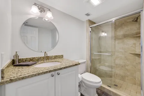 $815,000 | 840 Ocean Drive, Unit 1104, Juno Beach, FL 33408