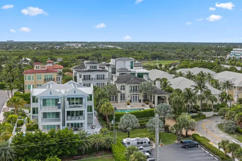 $815,000 | 840 Ocean Drive, Unit 1104, Juno Beach, FL 33408