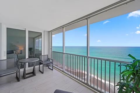 $815,000 | 840 Ocean Drive, Unit 1104, Juno Beach, FL 33408