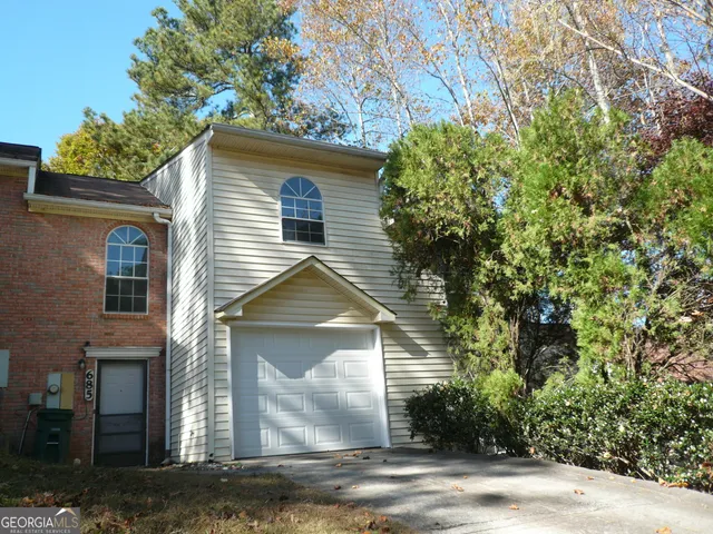 $290,000 | 685 Coventry Township Lane, Unit 1, Marietta, GA 30062