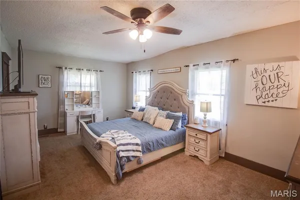 $319,900 | 944 Albers Lane, Bethalto, IL 62010