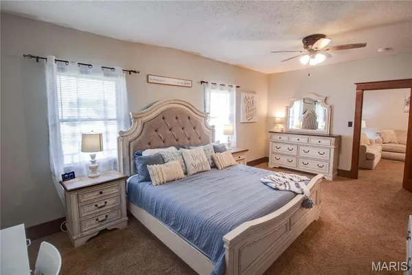 $319,900 | 944 Albers Lane, Bethalto, IL 62010