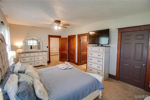 $319,900 | 944 Albers Lane, Bethalto, IL 62010