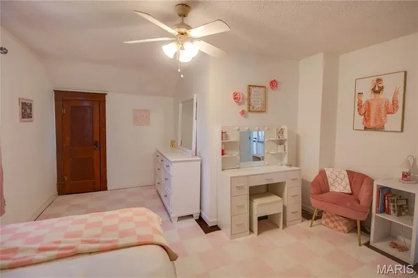 $319,900 | 944 Albers Lane, Bethalto, IL 62010