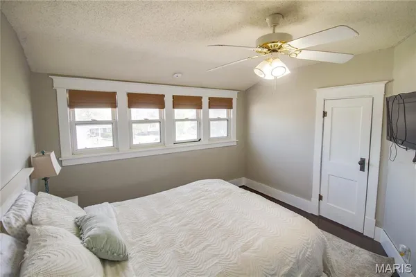 $319,900 | 944 Albers Lane, Bethalto, IL 62010