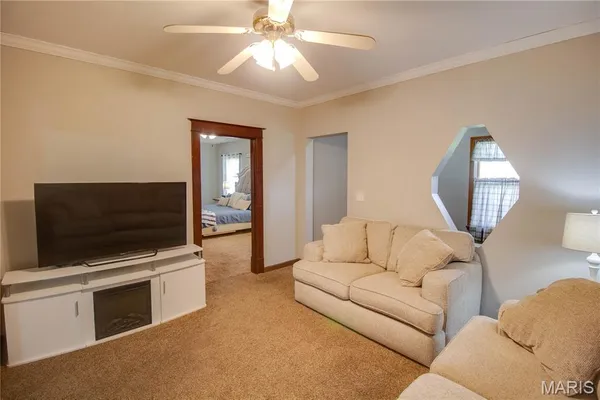 $319,900 | 944 Albers Lane, Bethalto, IL 62010