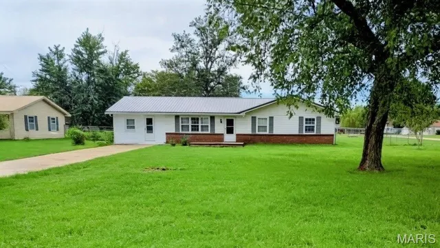 $169,900 | 1613 Sidney Street, Malden, MO 63863