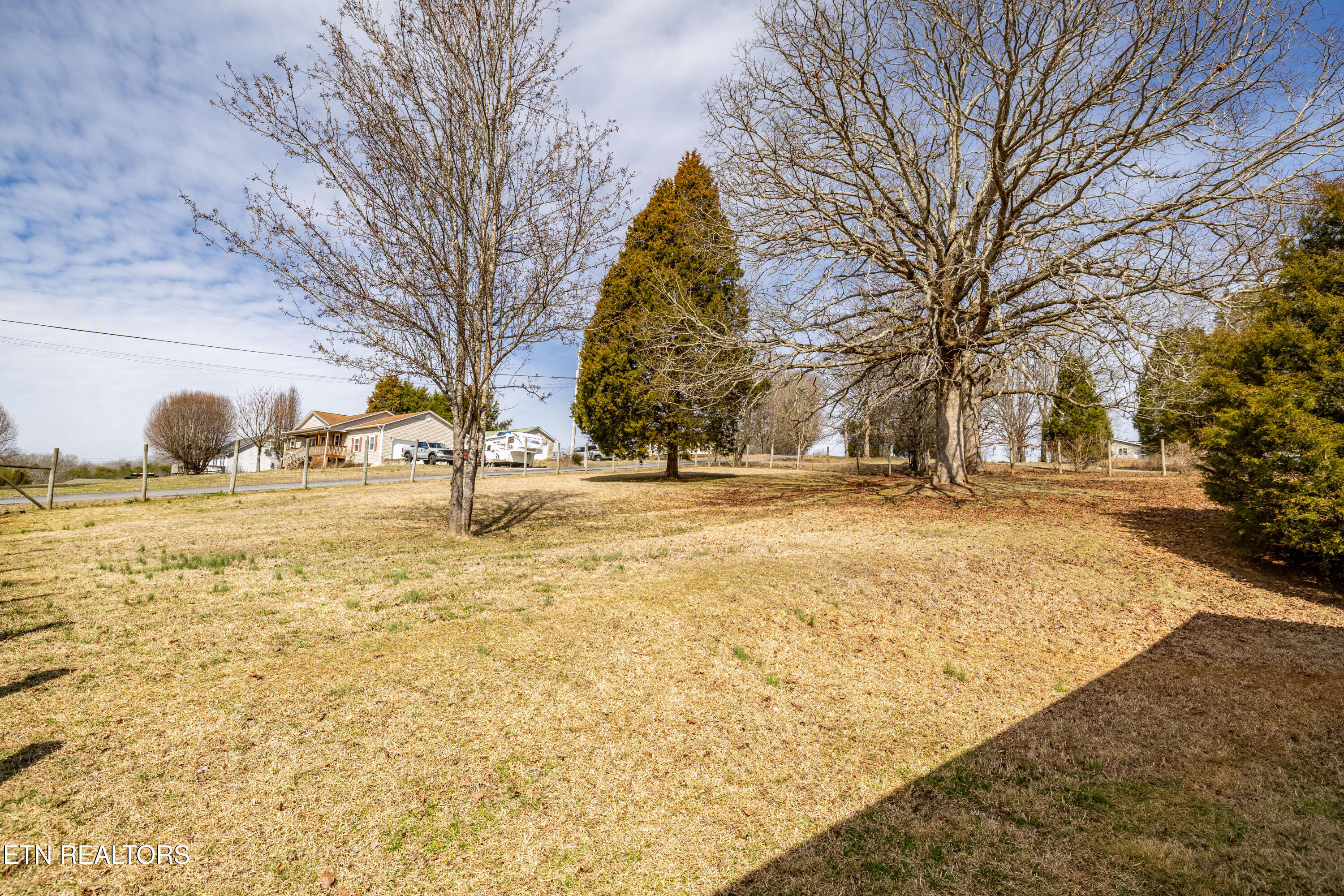 631 Pin Hook Road Spring City, TN 37381 - Photo 34 of 39 631PinHookRd-47