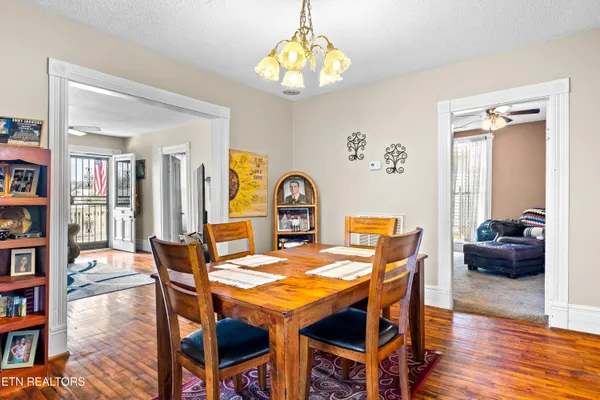 $236,500 | 631 Pin Hook Road, Spring City, TN 37381